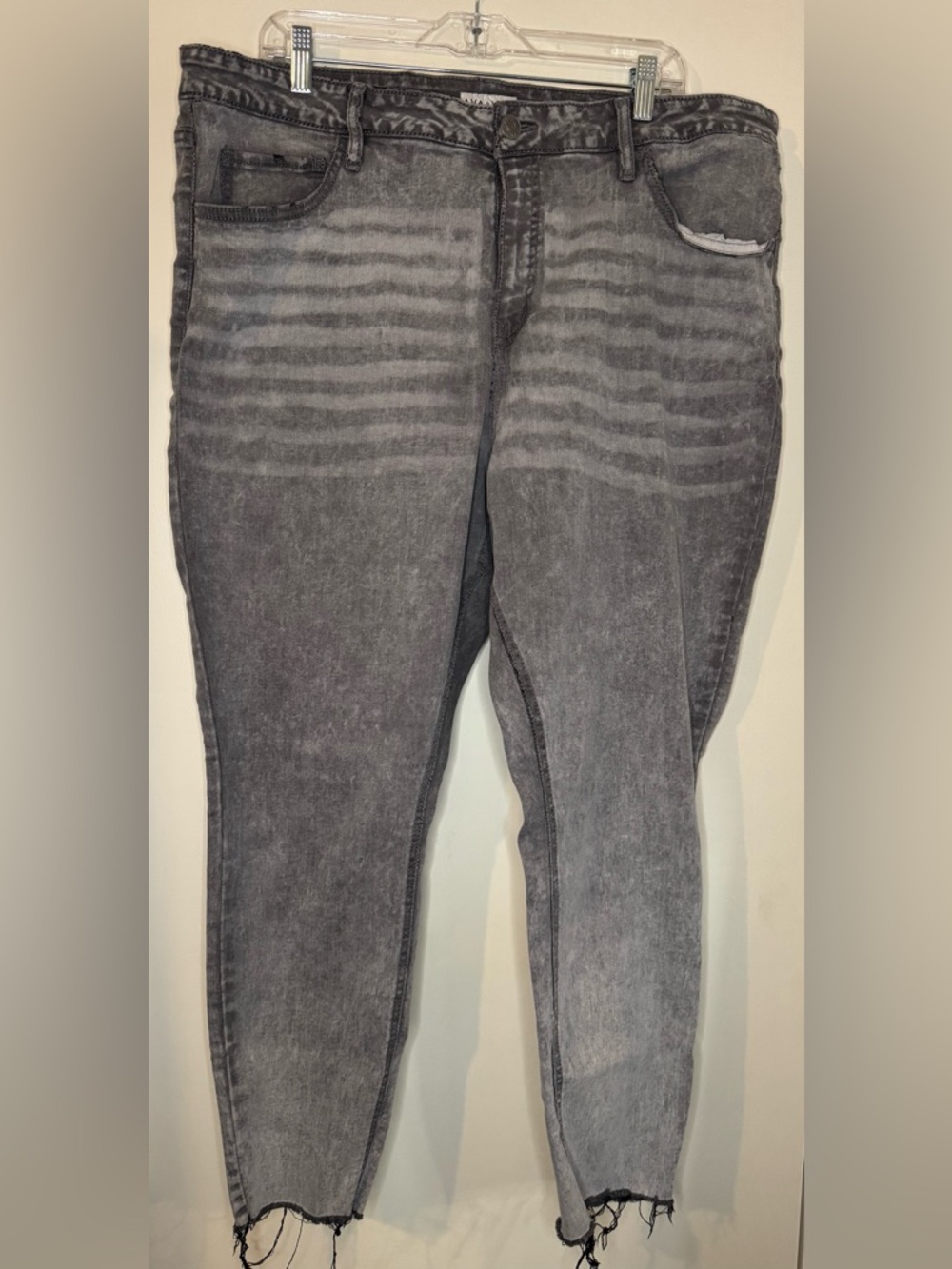 Ava & Viv Distressed Gray Skinny Jeans